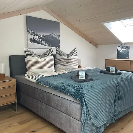 Haus Gerberstrasse - Ferienhaeuser Alpenglueck Tatil Evi Oberstdorf